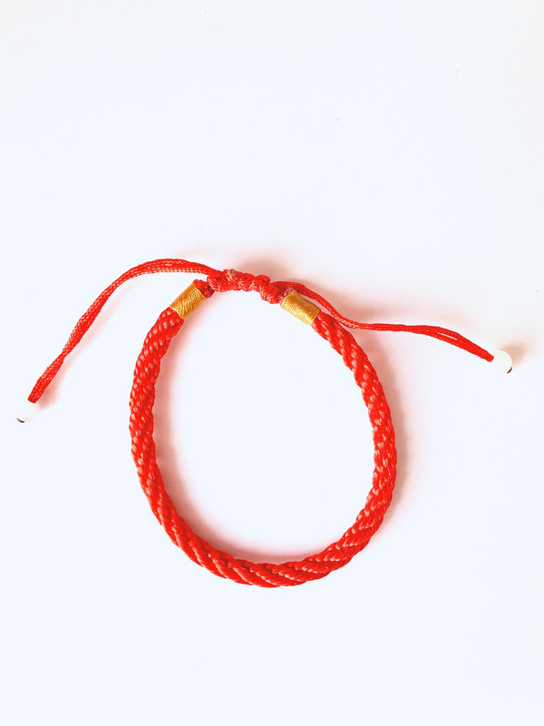 Red rope meditation reminder yoga