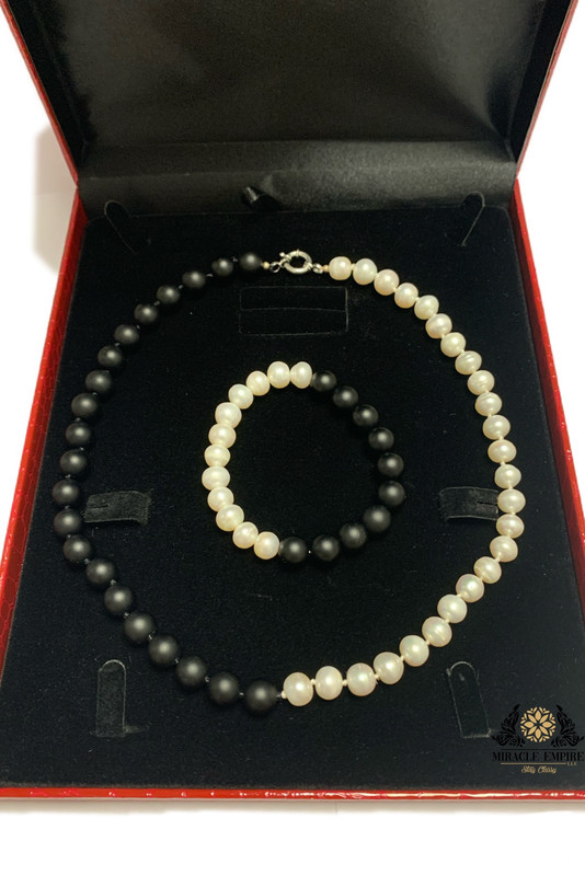 Unisex Woman and Man Bracelet and Necklace set handmade of Natural 10mm Pearls, matt Onyx - Image 2