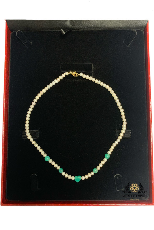 Unique and exclusive woman necklace girls teens necklace handmade of Natural 6-7mm Pearls, 5 Emeralds, middle heart shape and a 18k gold plated clasp.