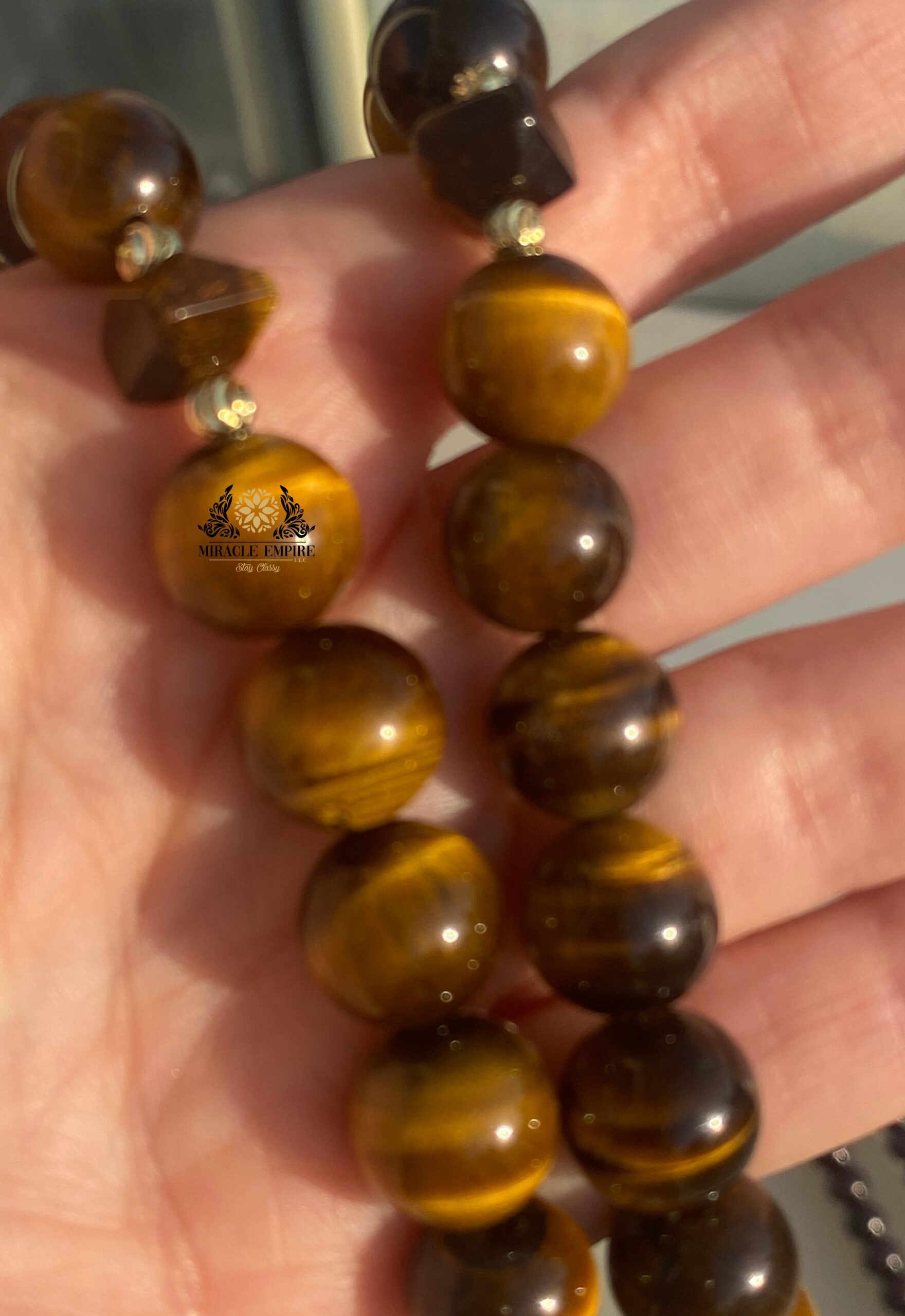 Tiger Eye Masbaha Exclusive Design Prayer Bead With Gold Plated Accessories And 100% Cotton Tassel Tasbih - Image 3